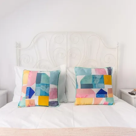 Апартаменты Wonderful Brand New Belem - A Few Steps Away From The River! Лиссабон