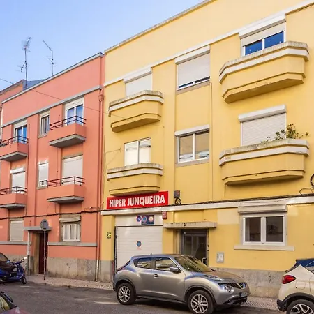 Apartment Wonderful Brand New Belem - A Few Steps Away From The River!