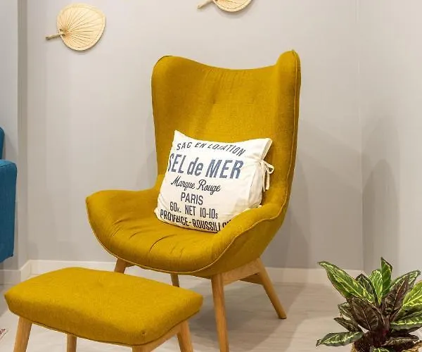 Wonderful Brand New Belem - A Few Steps Away From The River! *